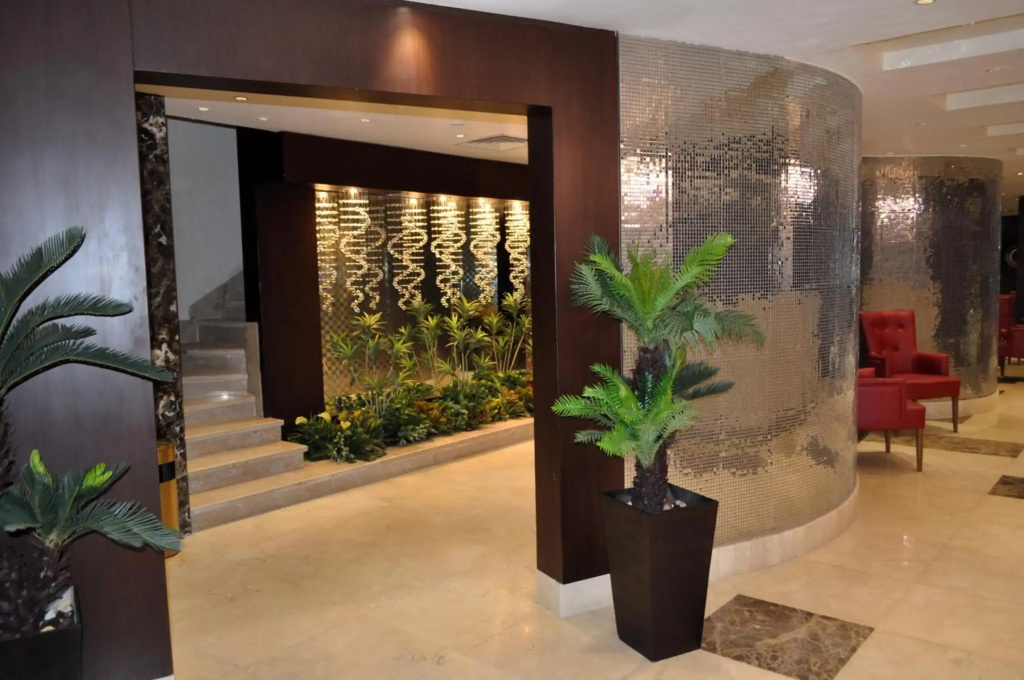 Golden Park Hotel