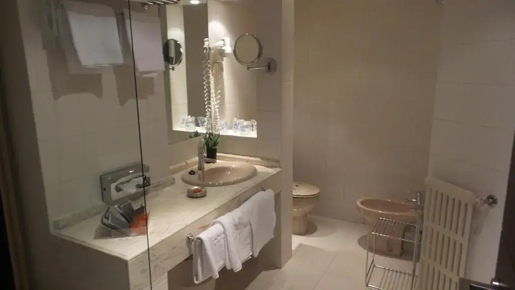 Hotel Moderno Puerta del Sol - Chambres