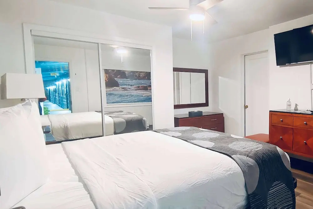 Double Studio (full double bed)