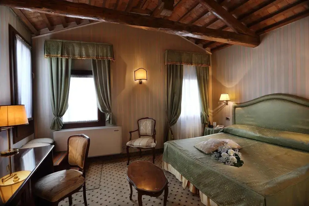 Hotel photo 22