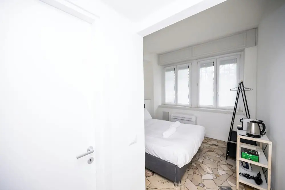 Airguest Pianella Rooms