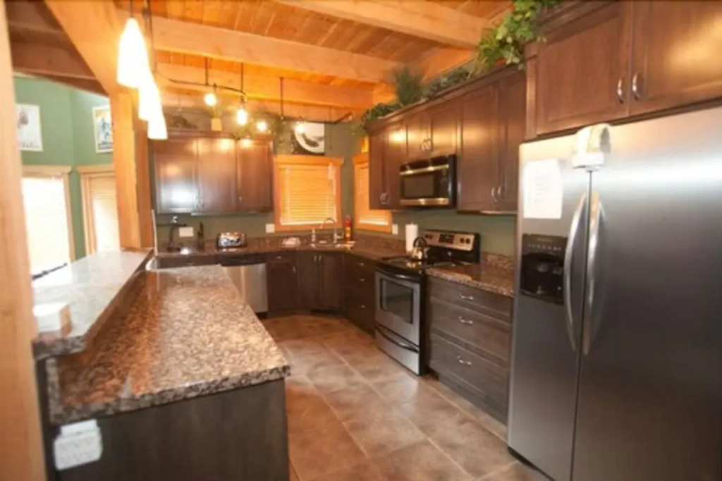 Snow Ridge By Apex Accommodations