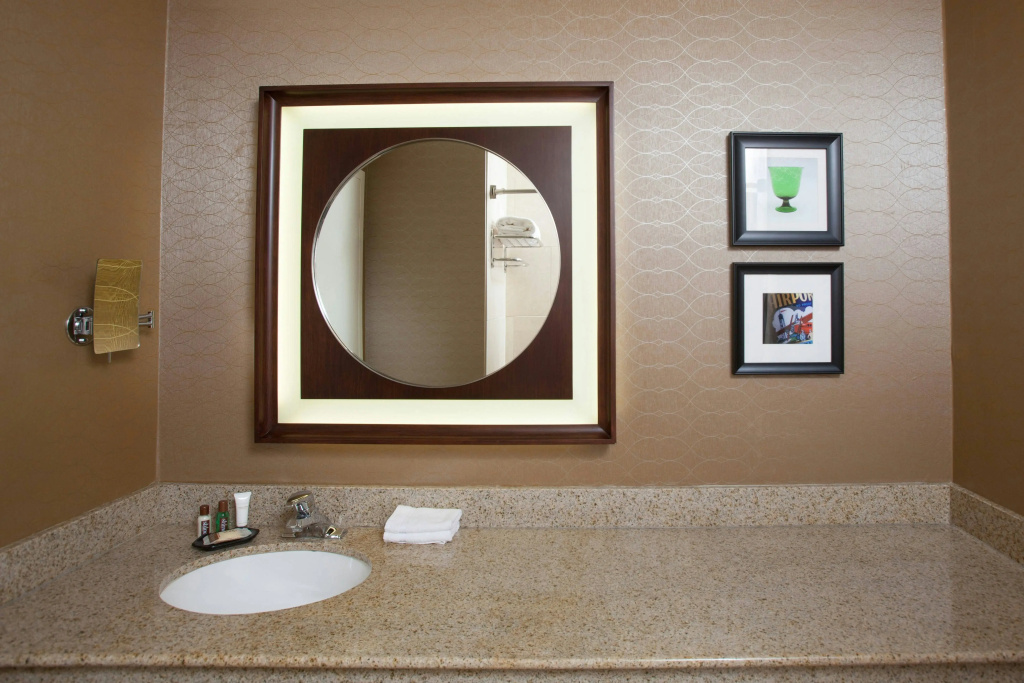 Sheraton Pittsburgh Airport Hotel - Général