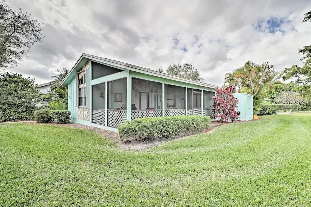 < 1 Mi to Jensen Beach: Home w/ Community Perks!
