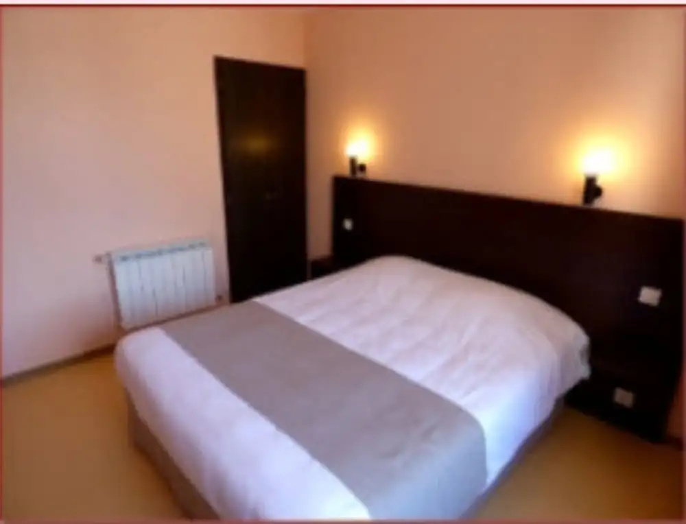 Voir la photo 3 — Hotel Prunières