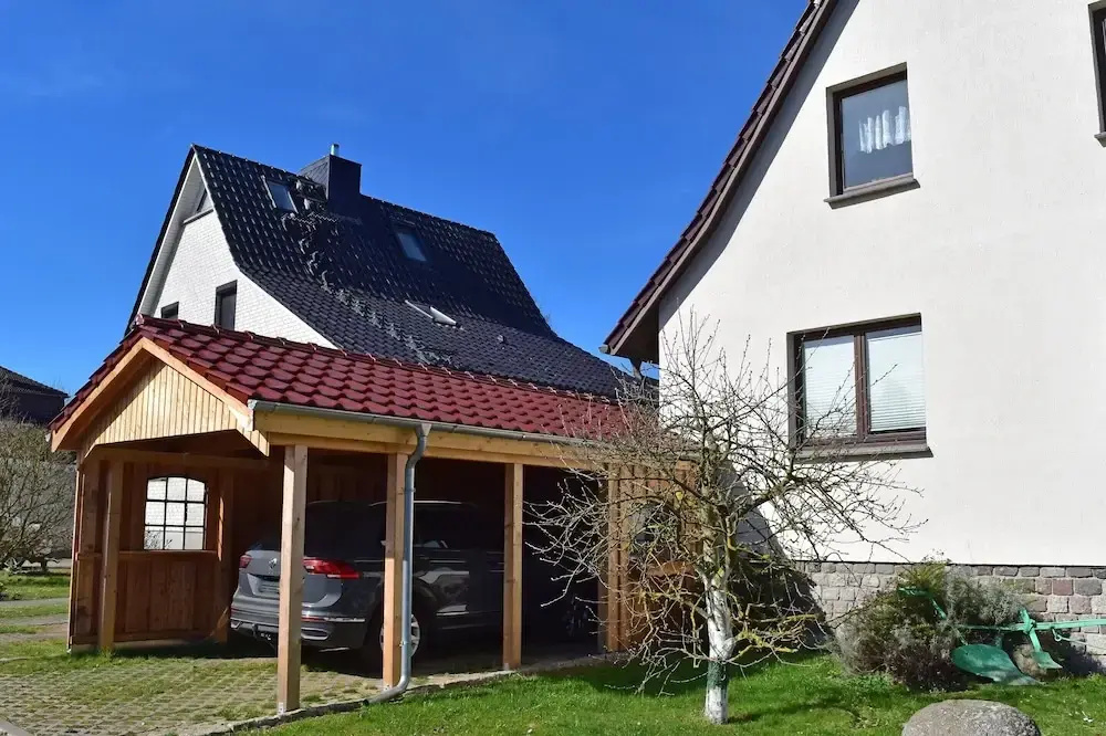 Cozy Apartment With Garden