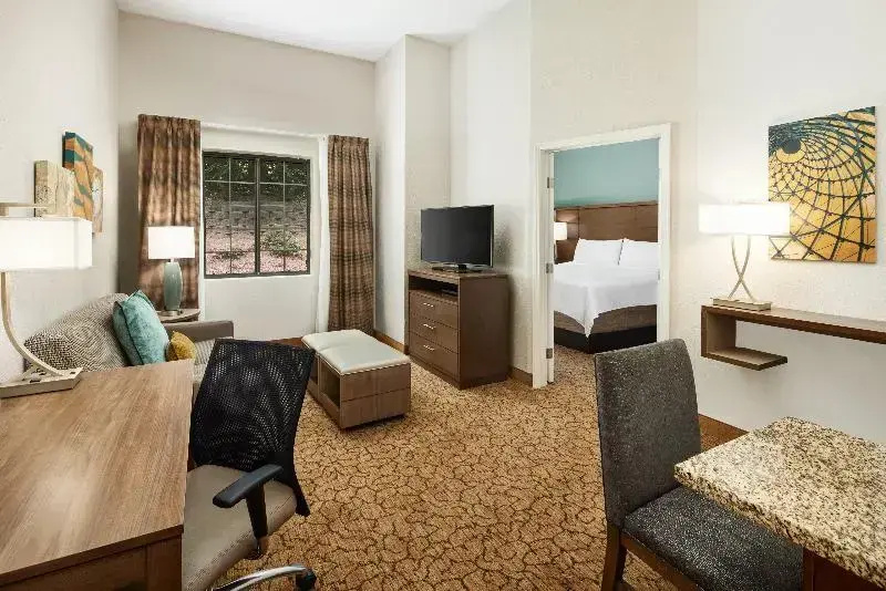 Staybridge Suites Durham/Chapel Hill by IHG - Chambres