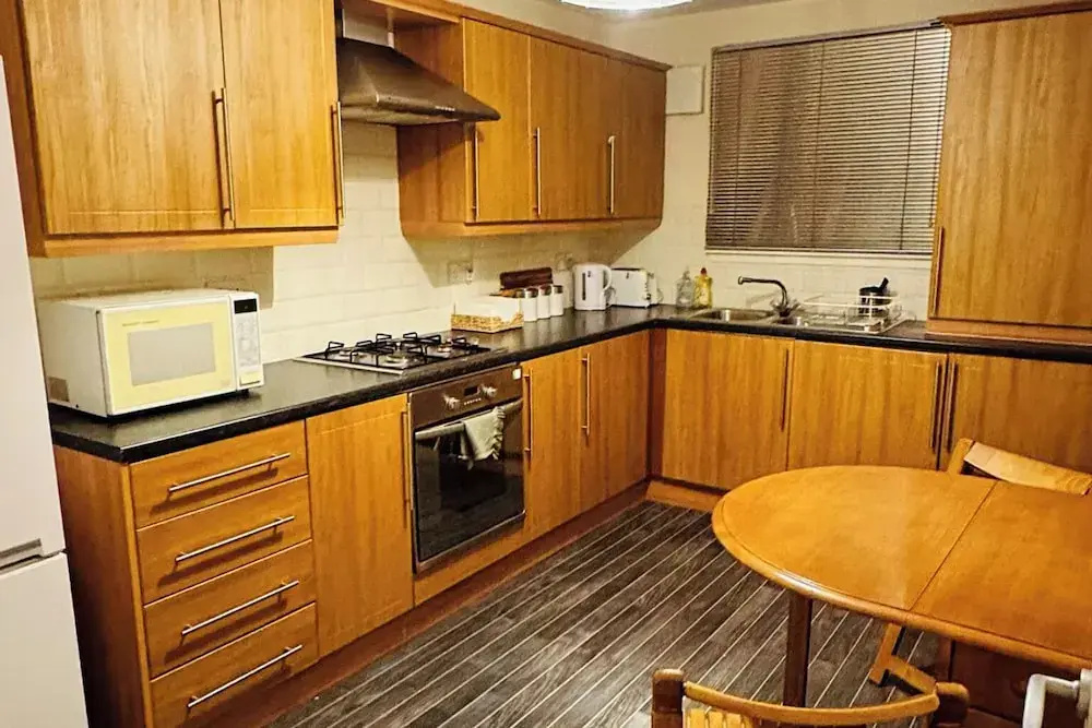 Apartment-2br-parking-walk to Town-near Beach-wifi - фото 8
