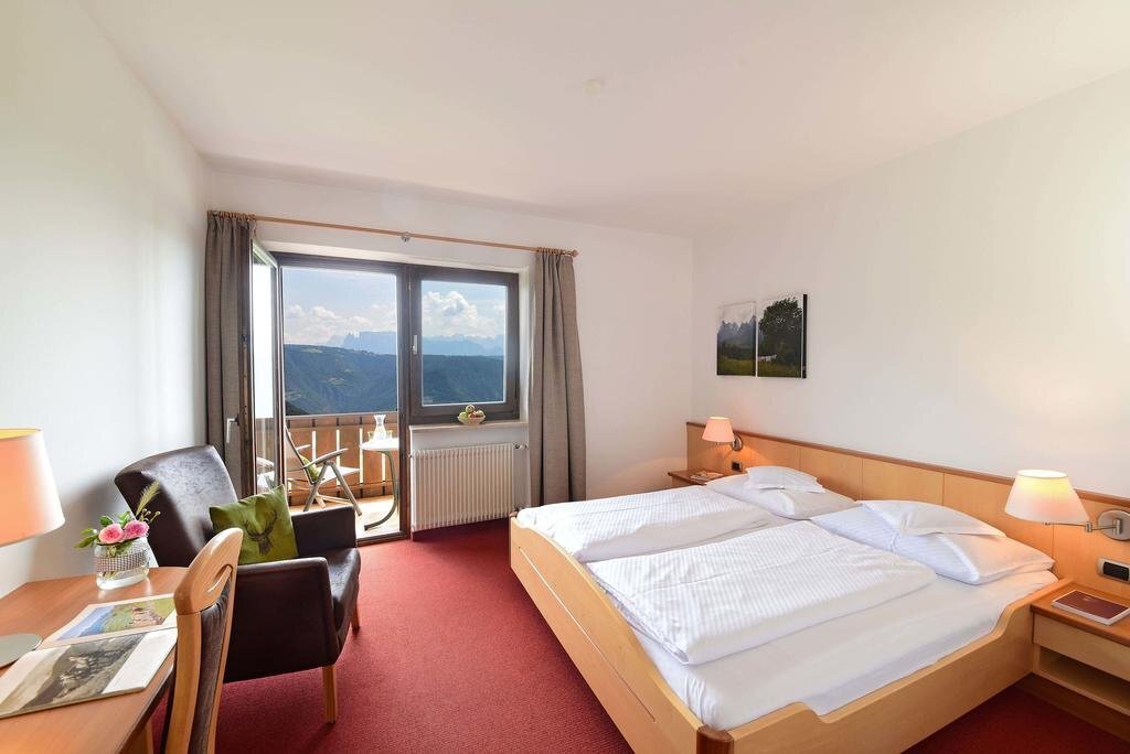 Hotel & Gasthof zum Hirschen by null