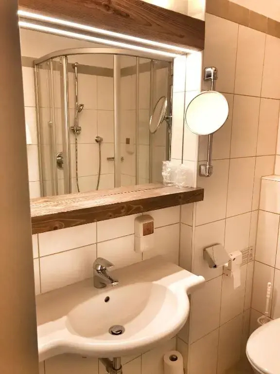 Standard Double room (twin beds)