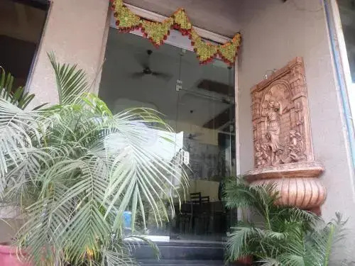 Dakkhan Lodging
