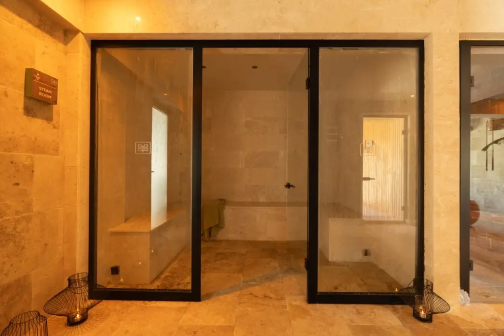 Izz Getaway - Adults Only - фото 15