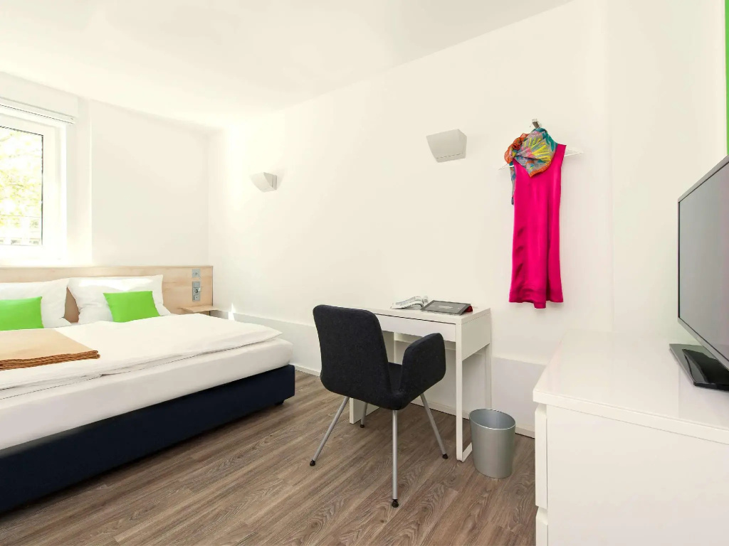 Standard Double room (full double bed)