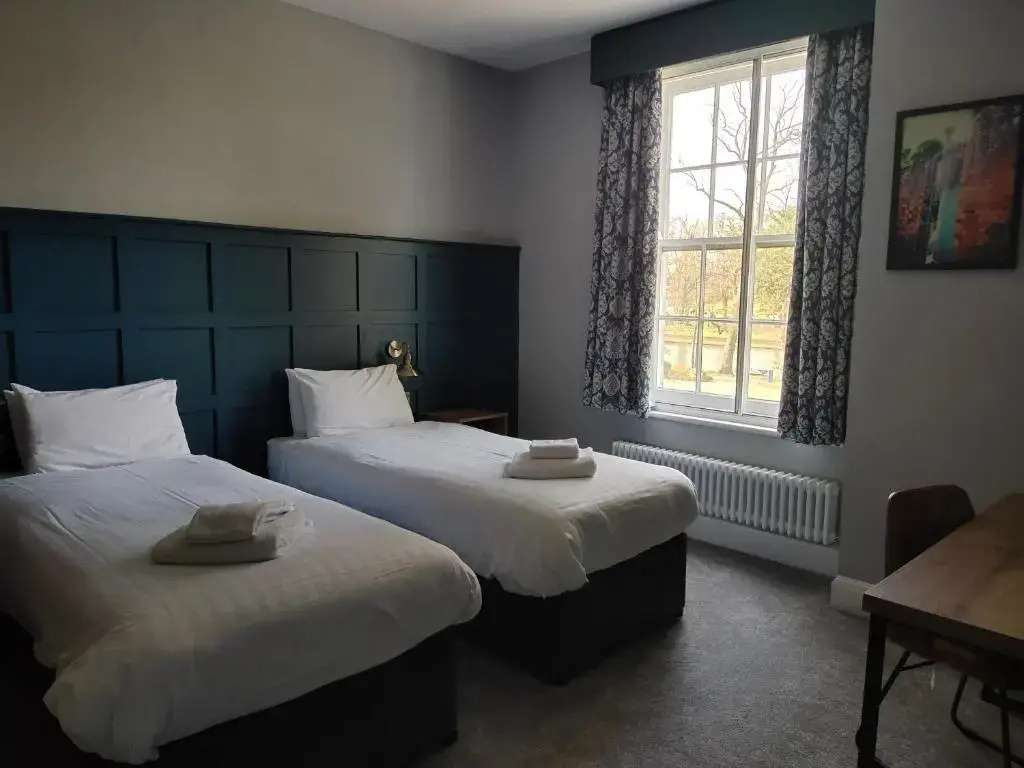 Superior Double room (twin beds)