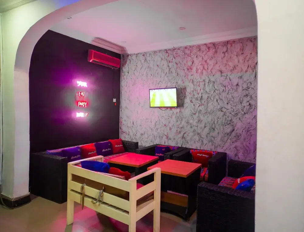 Hotel photo 12