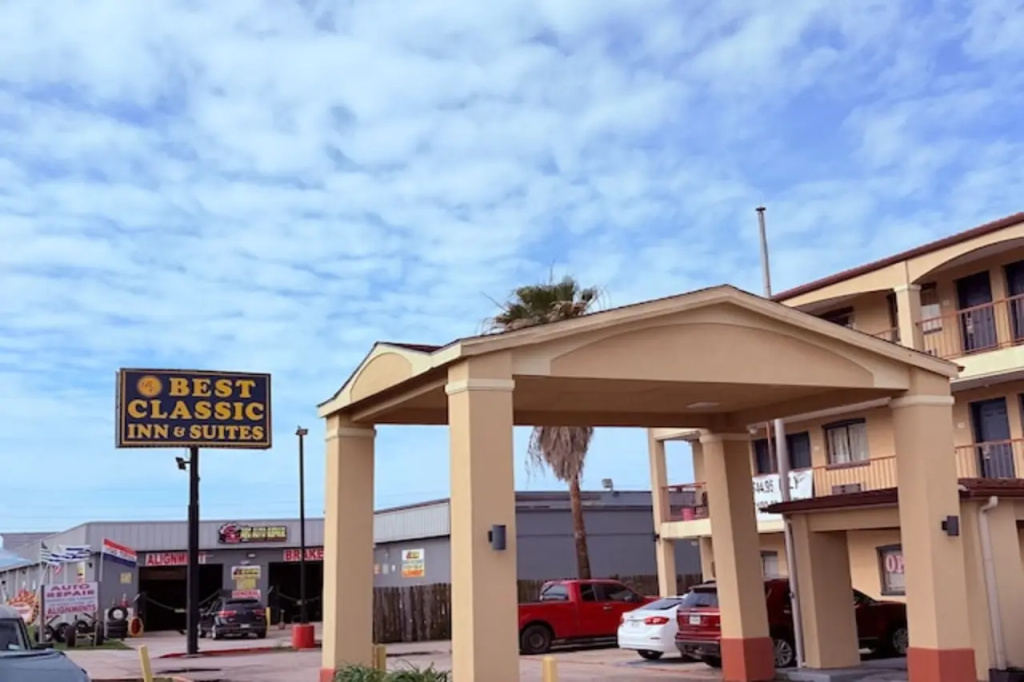Best Classic Inn & Suites Houston I 45 near IAH