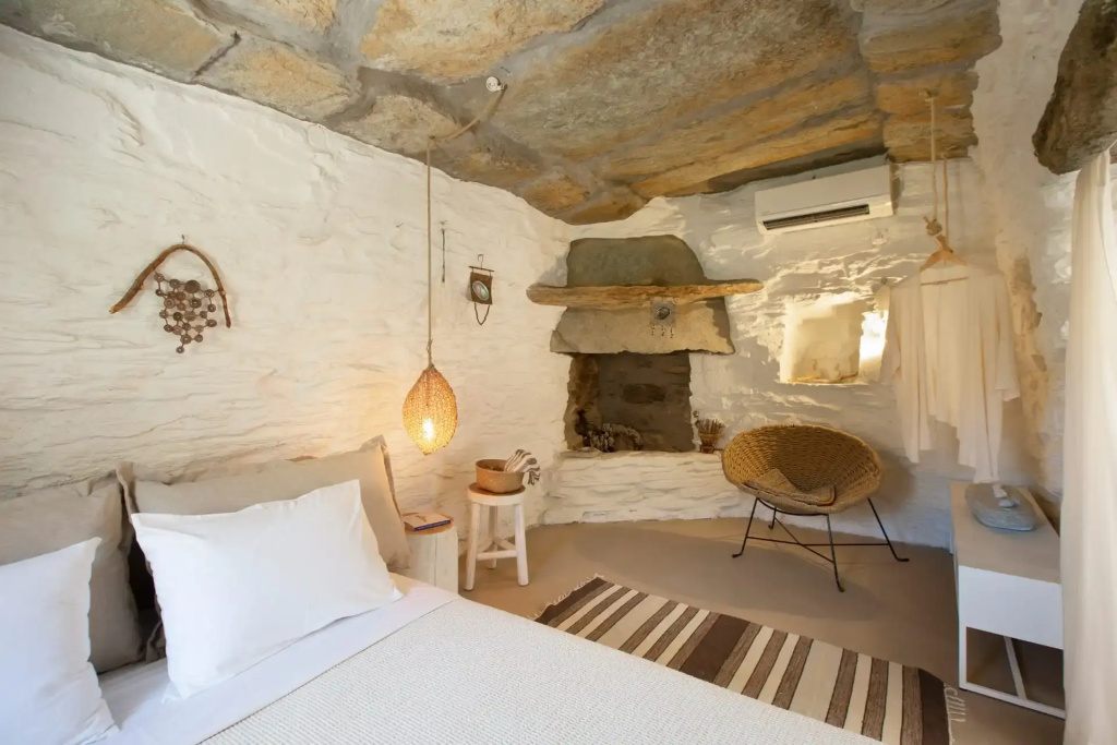 2 Bedrooms Suite beachfront