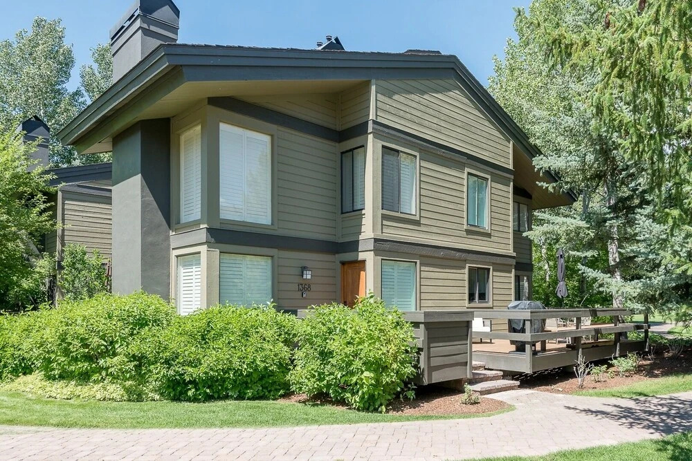 Dollar Meadows #1376 - 2 Br Condo