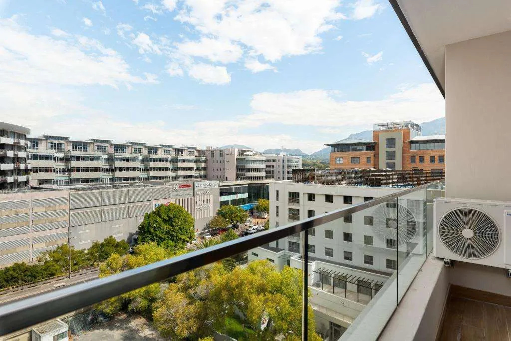 Newlands Peak Aparthotel by Totalstay