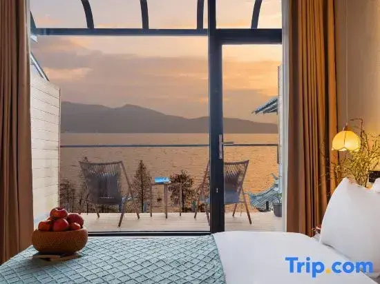 Standard Double room with sea view (full double bed)