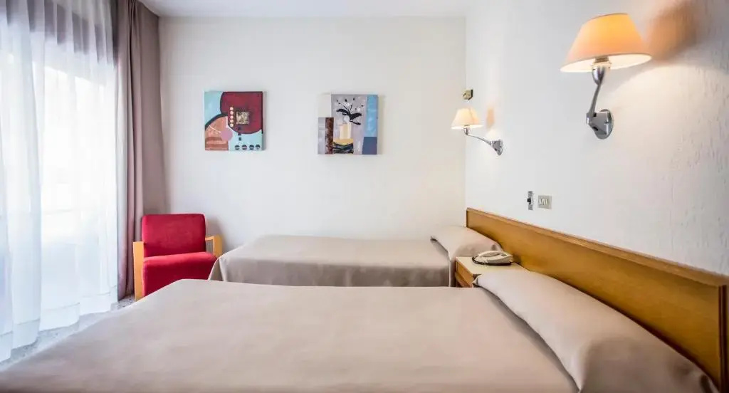 Hotel Leuka - Chambres