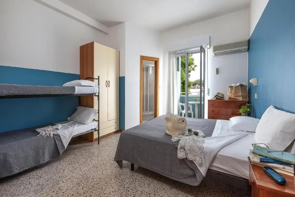 Standard Quadruple room