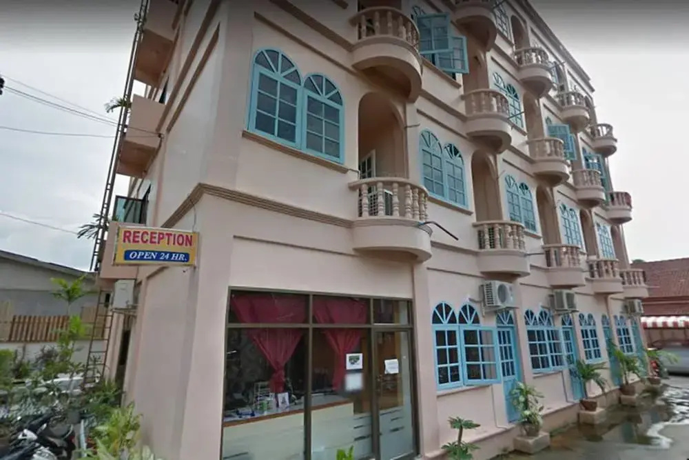 Khok Chang Building