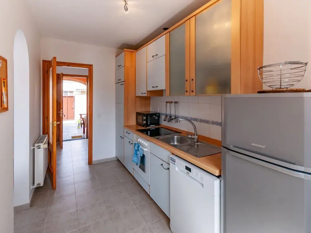 Luxurious Apartment in St Pere Pescador With Private Pool - фото 16