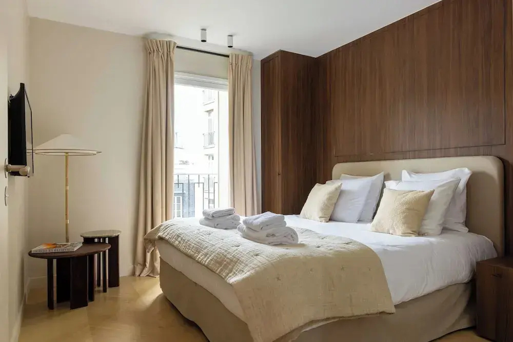 Spacious Apartment - 3br/8p - Eiffel Tower — фото