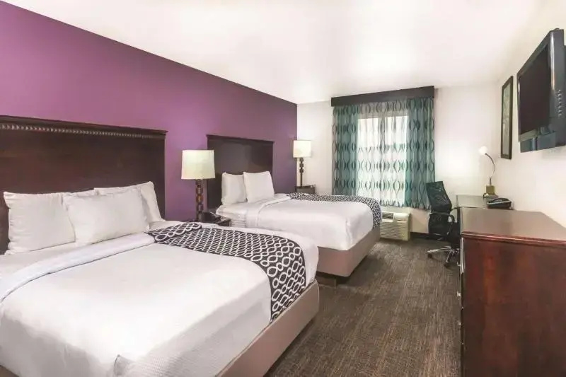 La Quinta Inn & Suites by Wyndham Rome - Chambres