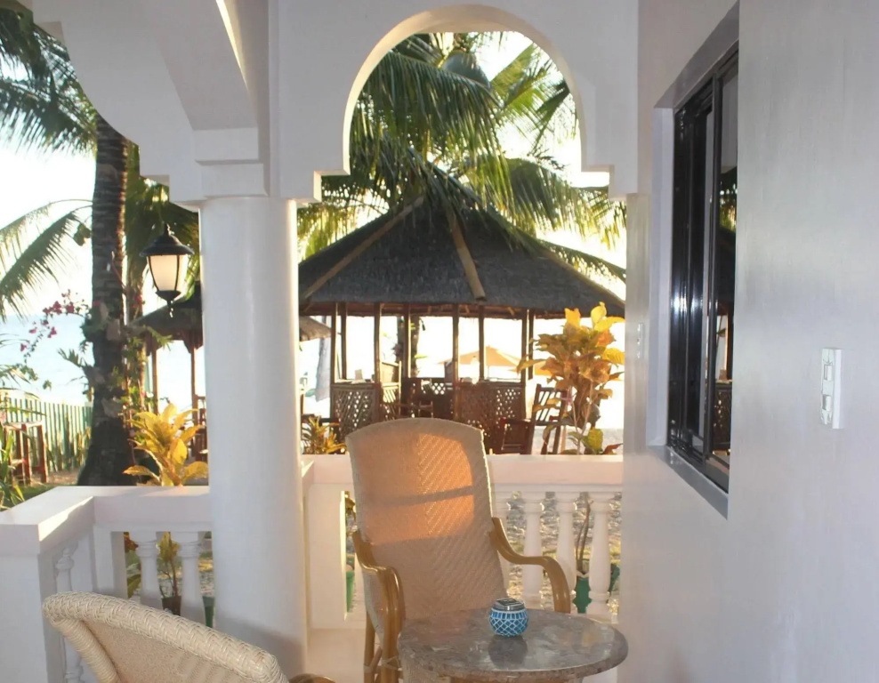 The Beach House - Général