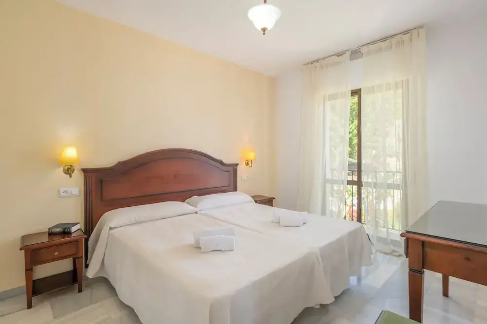 2 Bedrooms Apartment with sea view
