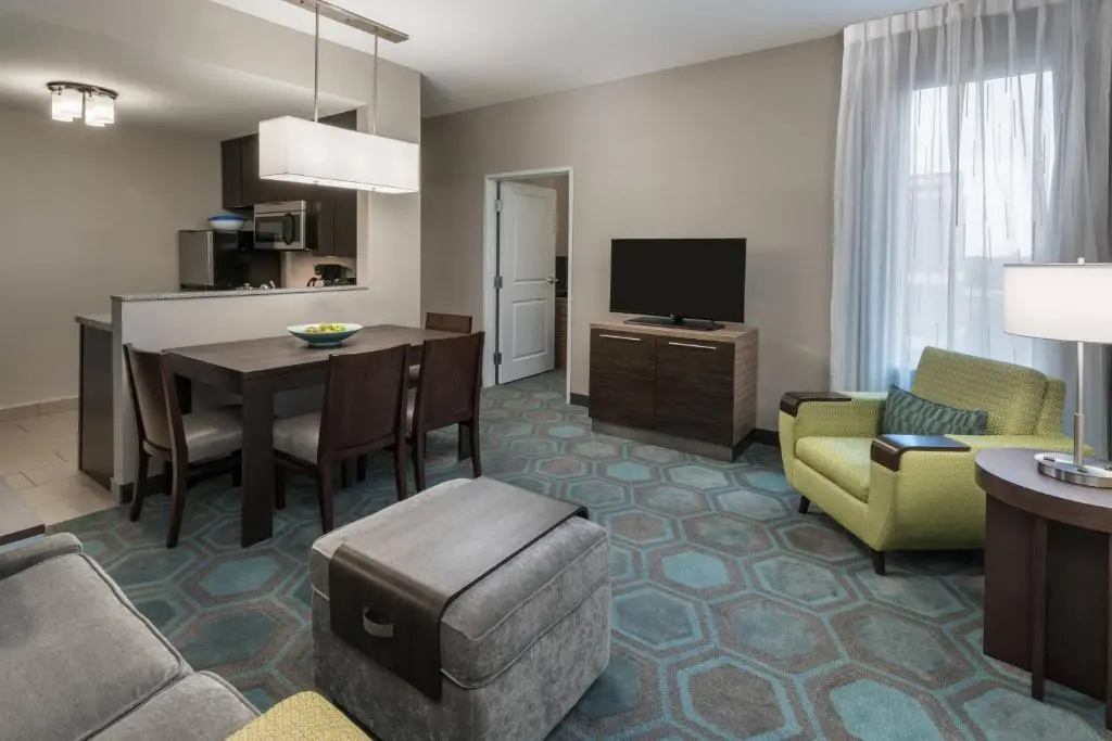 TownePlace Suites by Marriott Chicago Schaumburg - Chambres