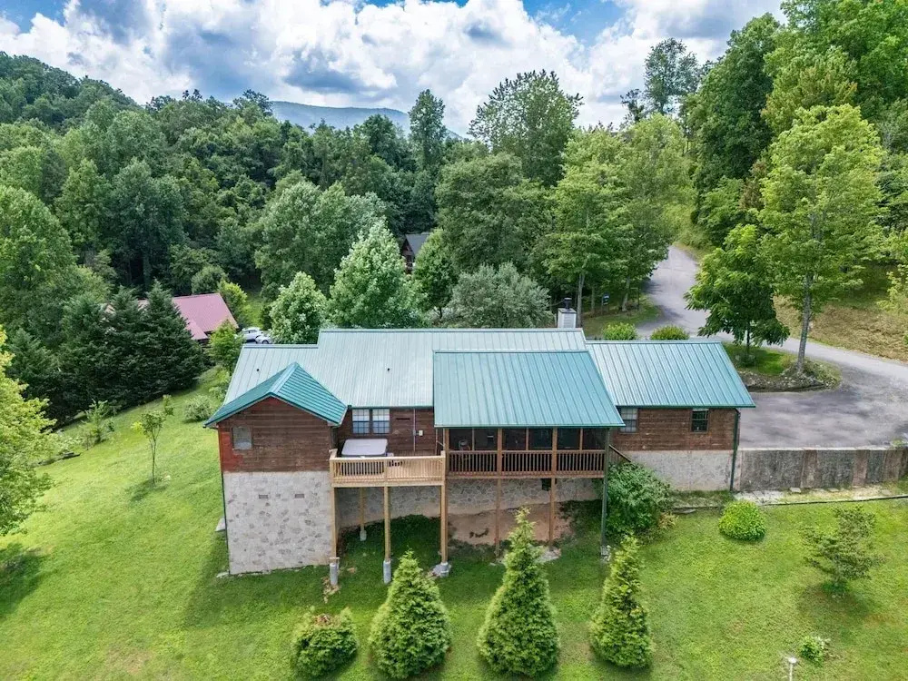 Retreat In The Smokies 3 Bedroom Home