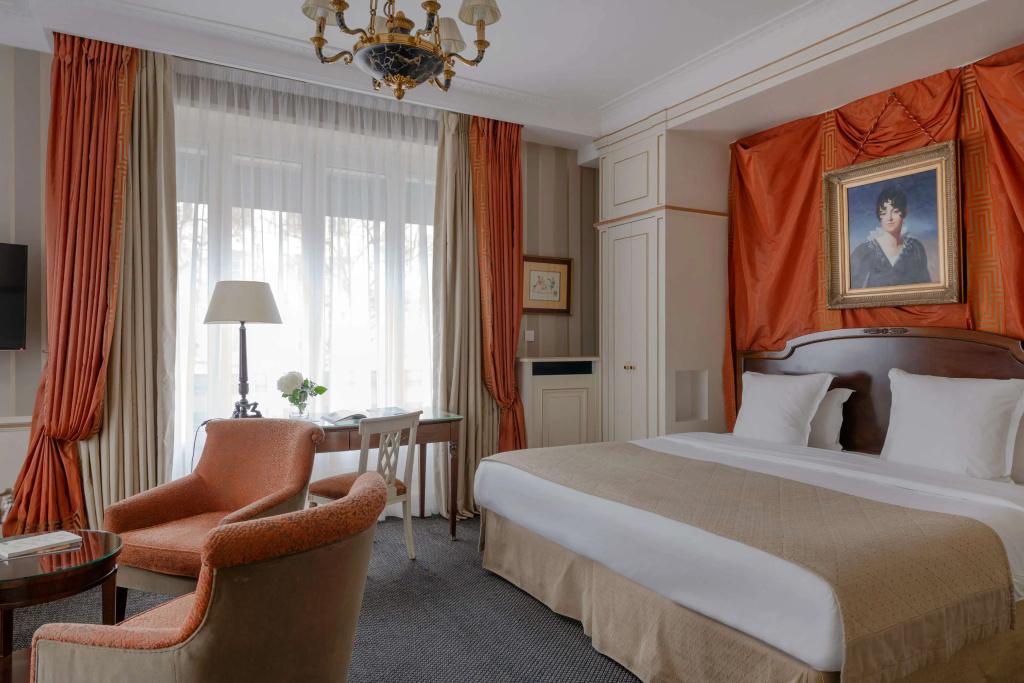 Napoleon Hotel 74