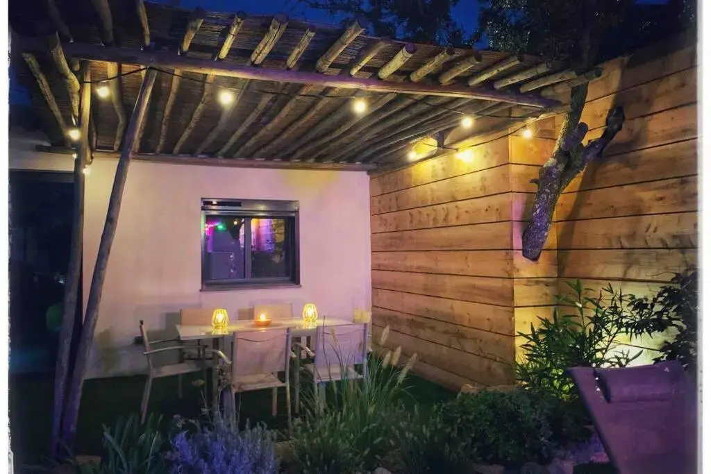 Villa 5mn des plages avec piscine privée chauffée & jacuzzi privatif villa "VITA"