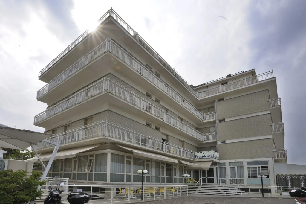 Hotel President's