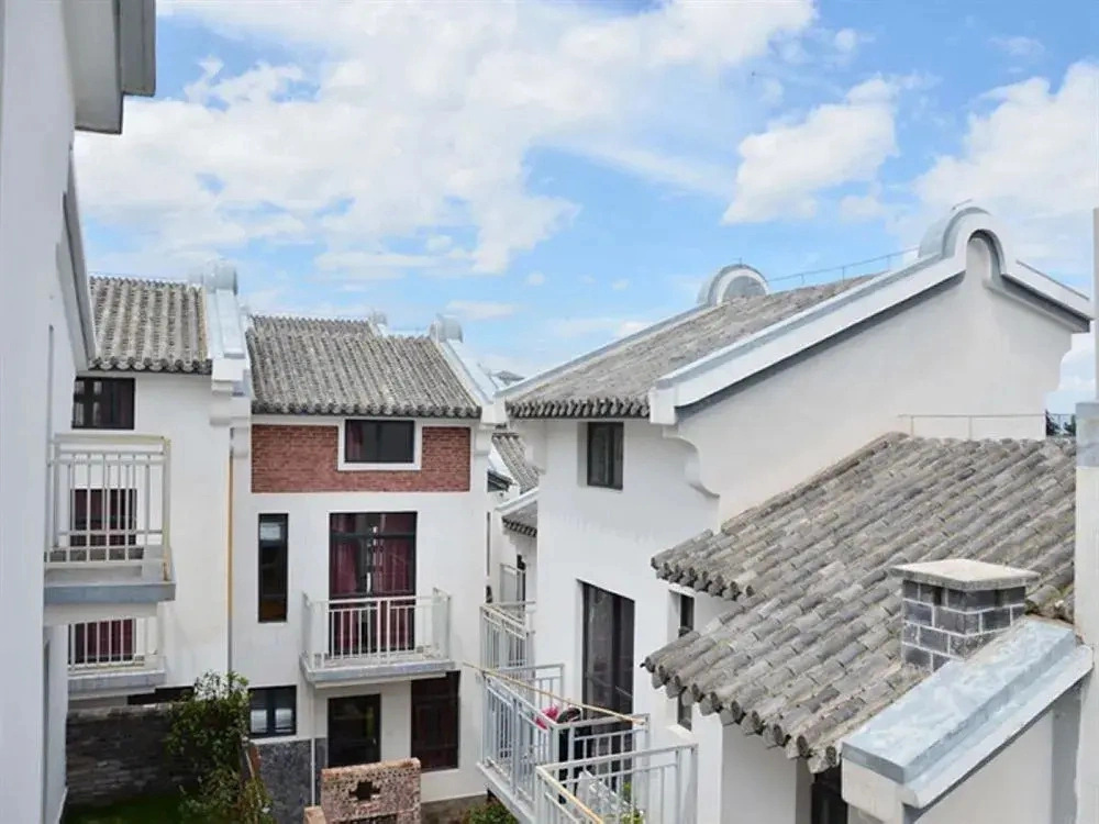 Sweetome Vacation Rentals (Erhai Longwan)