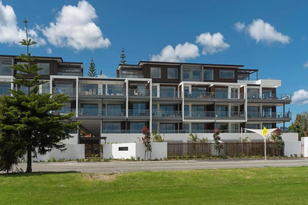 Tahunanui Oceanview Apartment