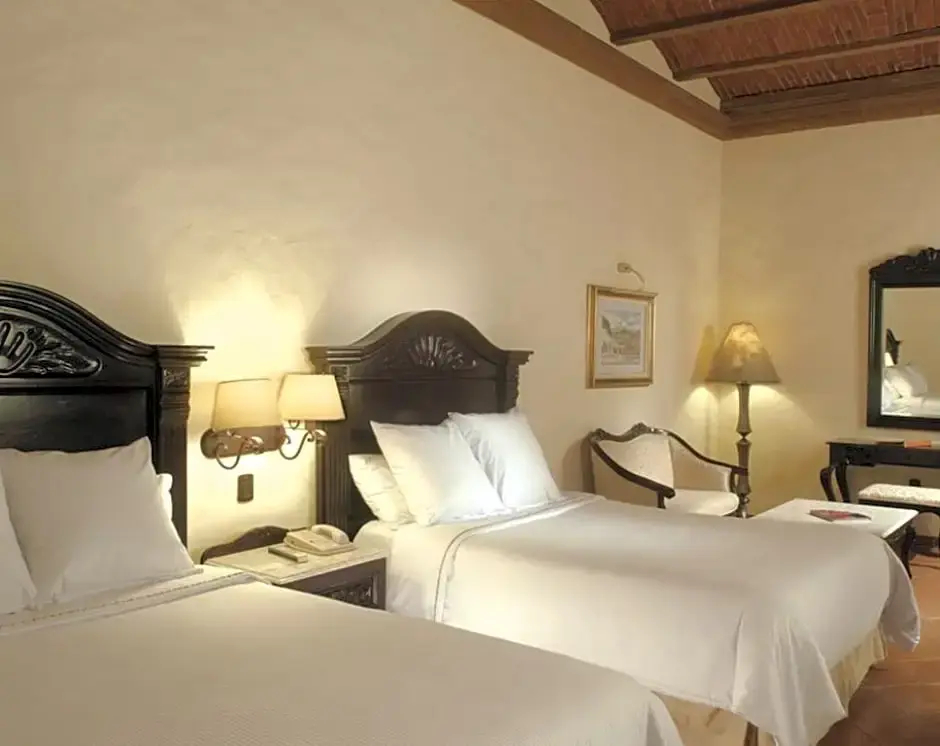 豪華四人房，配有雙人床