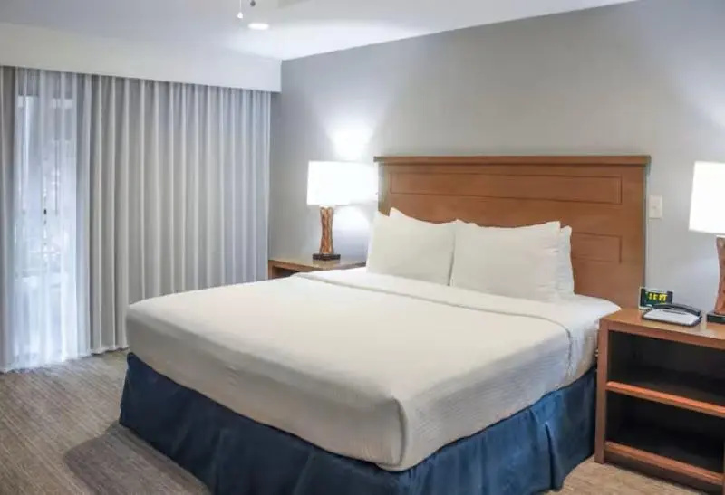 2 Bedrooms Suite with balcony