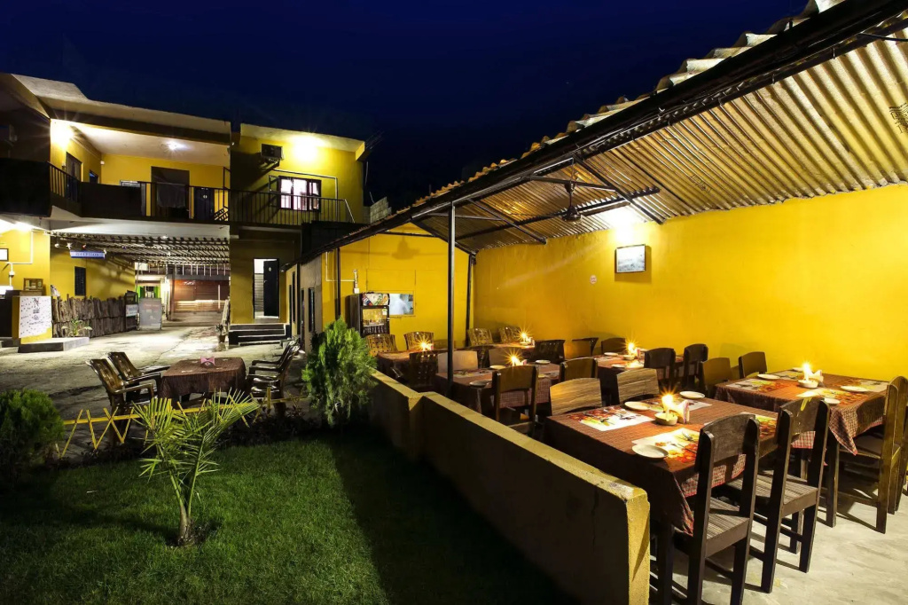 Sauraha Nana Hotel - Général