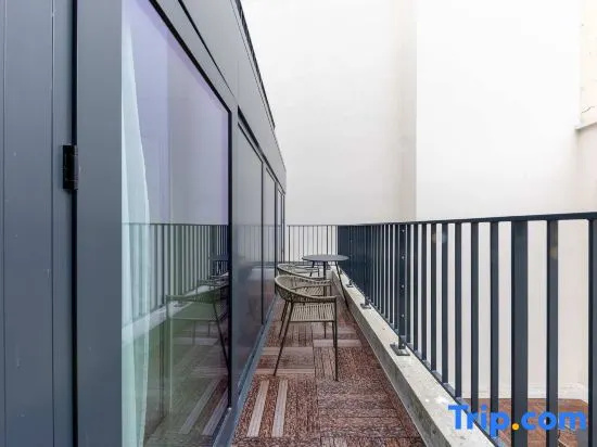 Le Pera Hotel 55