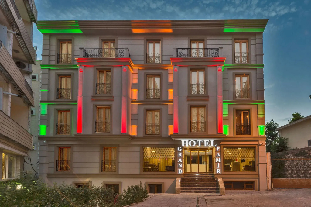 Grand Pamir Hotel — фото