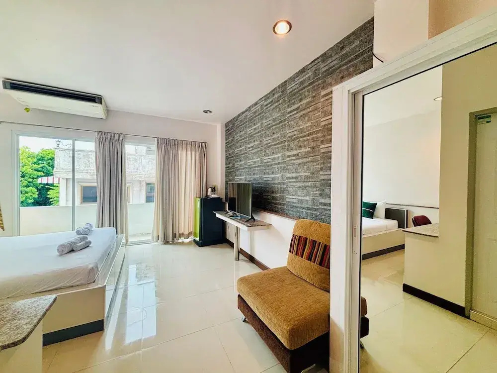 Hotel photo 2