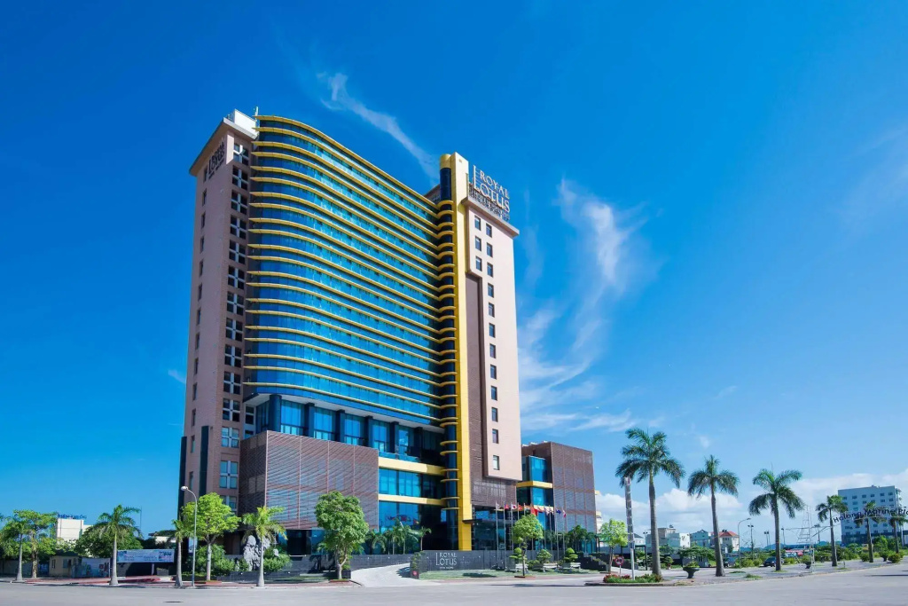 Royal Halong Hotel