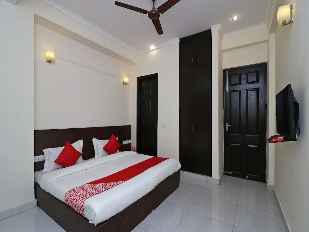 OYO Flagship DLF Mega Mall - Chambres