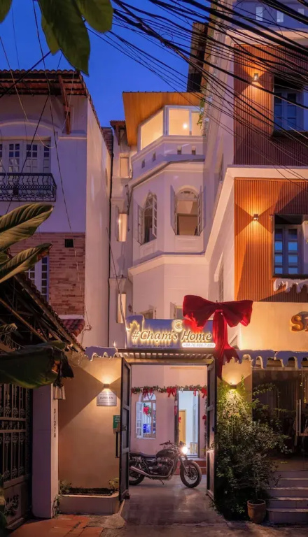 Cham's Hotel & Homestay