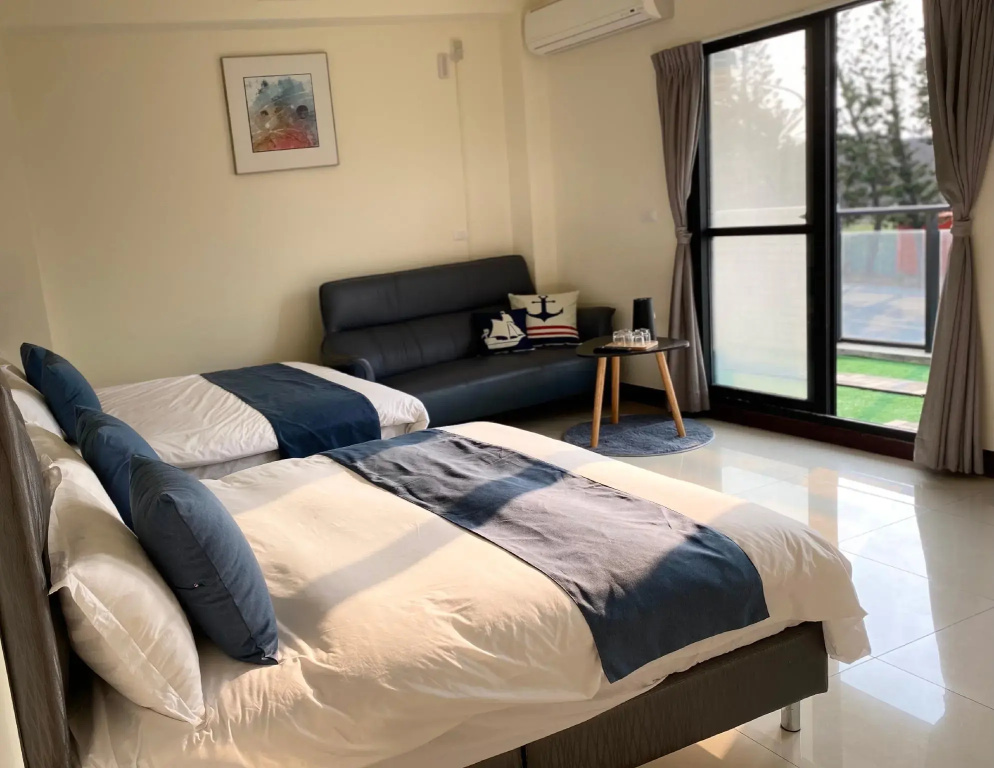Standard Quadruple room with balcony