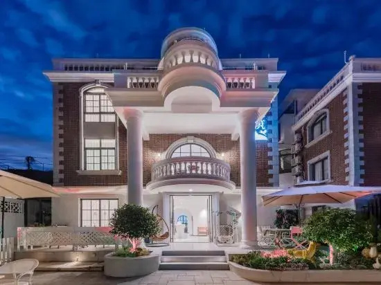 Yuejing Yazhu Homestay (Xiamen Gulangyu Riguangyan Shop)